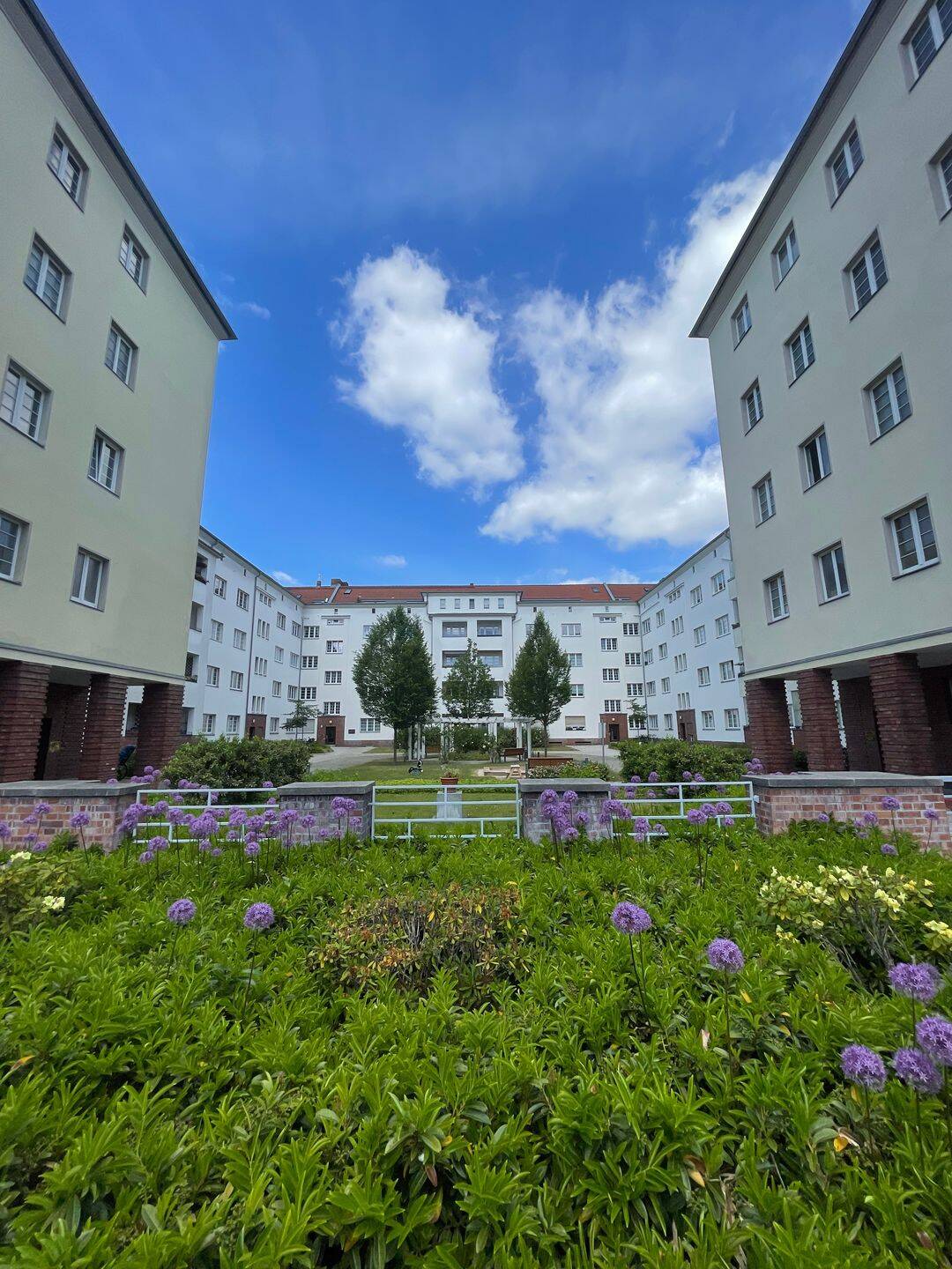 Gepflegte 2,5-Zimmer-Wohnung im Erdgeschoss in Berlin-Westend, 14052 Berlin (Charlottenburg-Wilmersdorf Spandau Westend)