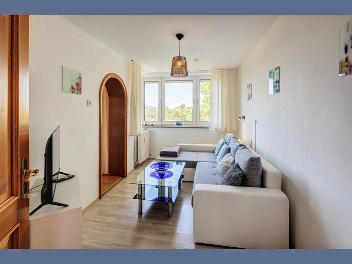 Möbliert: Parkstadt Bogenhausen: 3-Zimmer Wohnung, 81677 München (Au-Haidhausen Berg am Laim Bogenhausen)