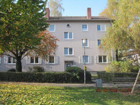 2-Zimmer-Wohnung mit Tageslichtbad und Balkon, 65187 Wiesbaden (Biebrich Wiesbaden)