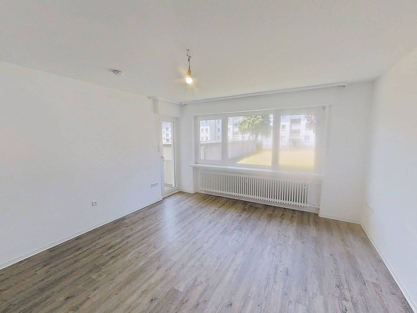 Funktionalität trifft Gemütlichkeit: Große 3-Zimmer-Wohnung mit BALKON, 33104 Paderborn