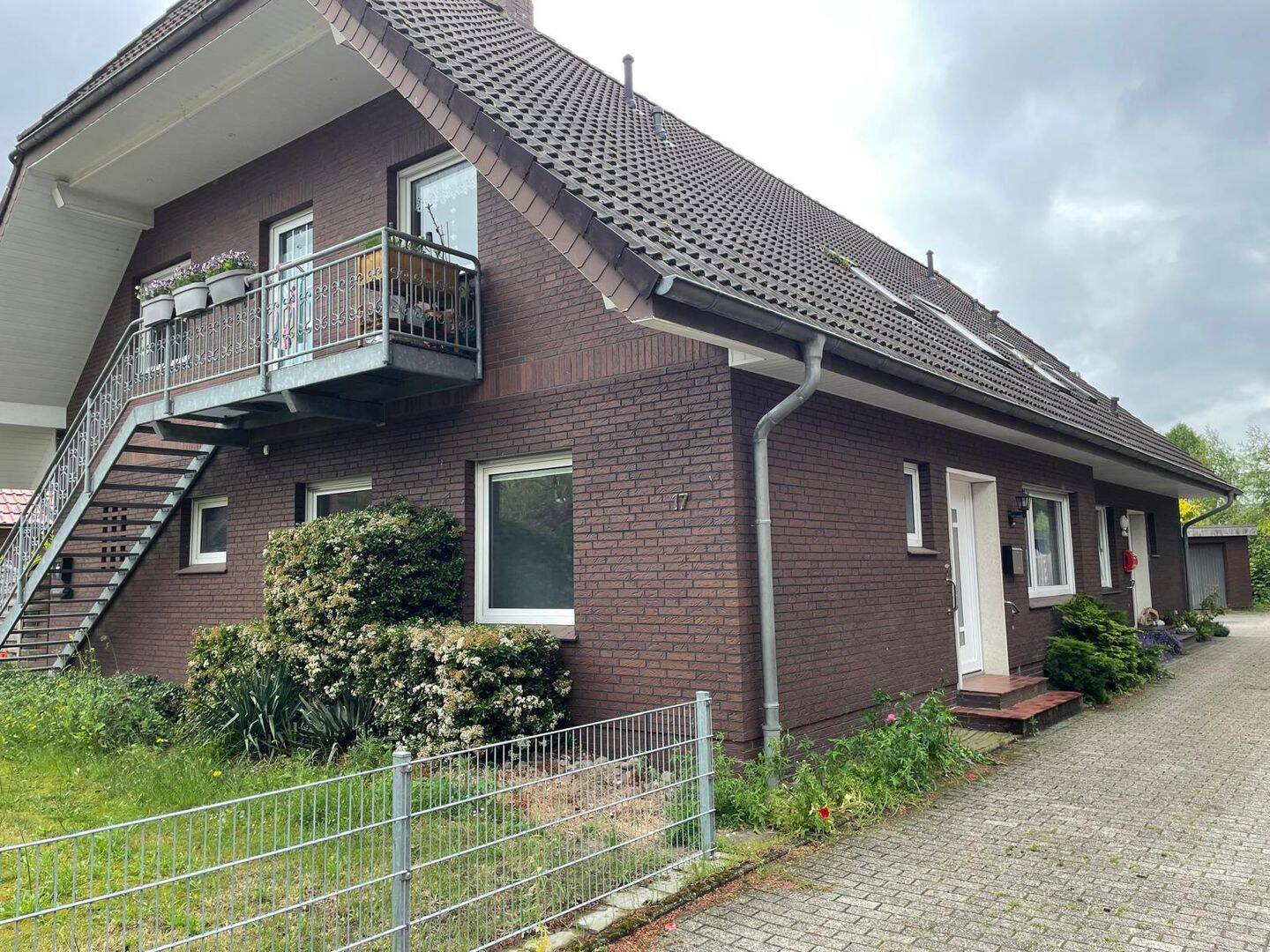 Großzügige 4-Zimmer-Erdgeschosswohnung in ruhiger Lage von Leer-Loga, 26789 Leer (Ostfriesland)