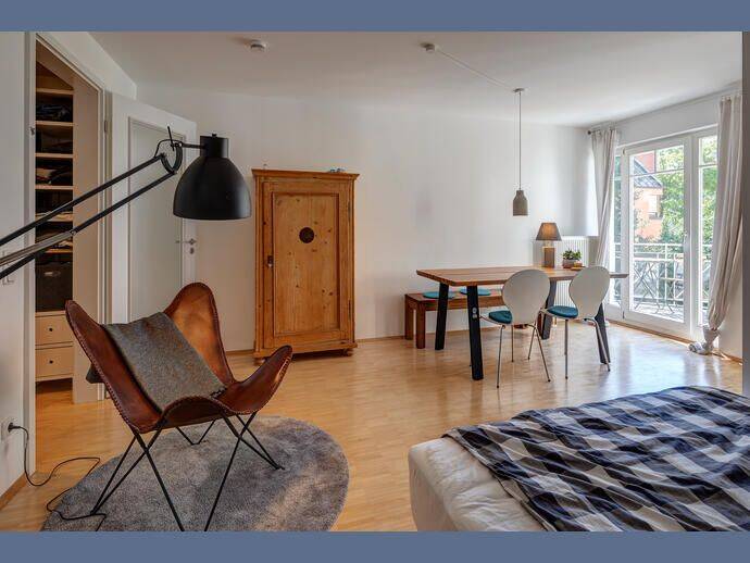 Möbliert: Gut geschnittene 1,5-Zimmer Wohnung, 80639 München (Laim Neuhausen-Nymphenburg)