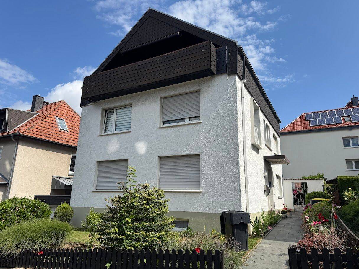 Frisch sanierte 2-Zimmer-Dachgeschosswohnung mit großer Dachterrasse in Menden-Zentrum, 58706 Menden (Sauerland)