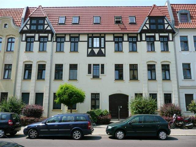 Große 3 Zimmer- EG-Wohnung im sanierten Altbau – MD-Sudenburg (Wolfb. 47/1), 39112 Magdeburg (Leipziger Str. Sudenburg)