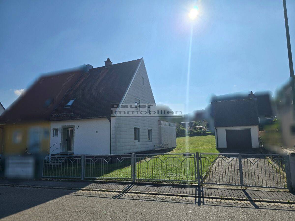 Charmante Doppelhaushälfte in Gaimersheim zu verkaufen, 85080 Gaimersheim