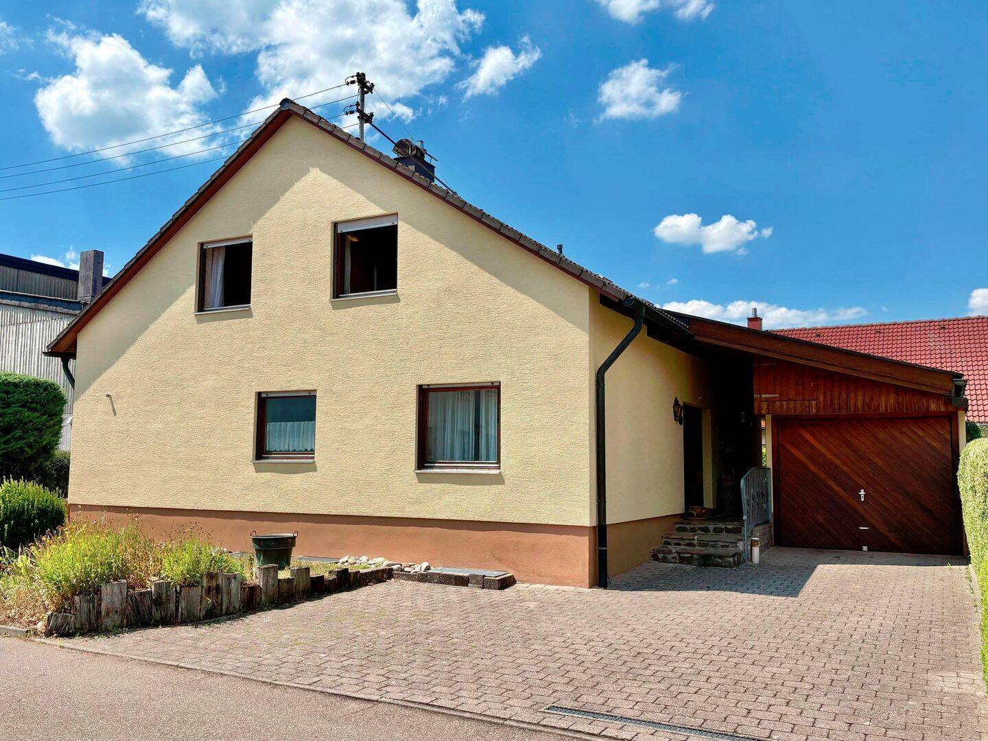 Großzügiges Haus – flexibel nutzbar für Sie und Ihre Familie!, 73329 Kuchen