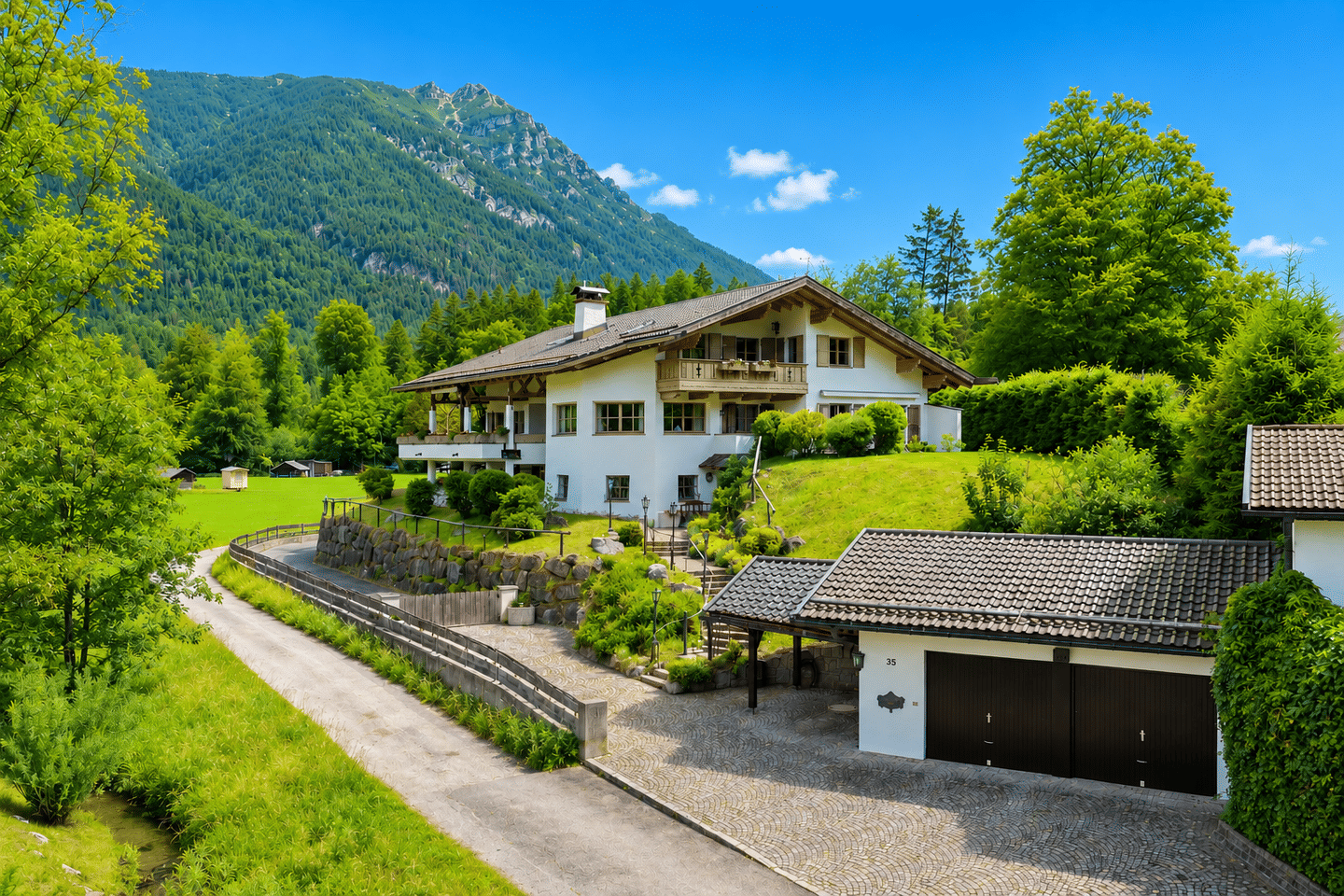Exklusive Villa in unvergleichlicher Panorama-Lage, 82491 Grainau