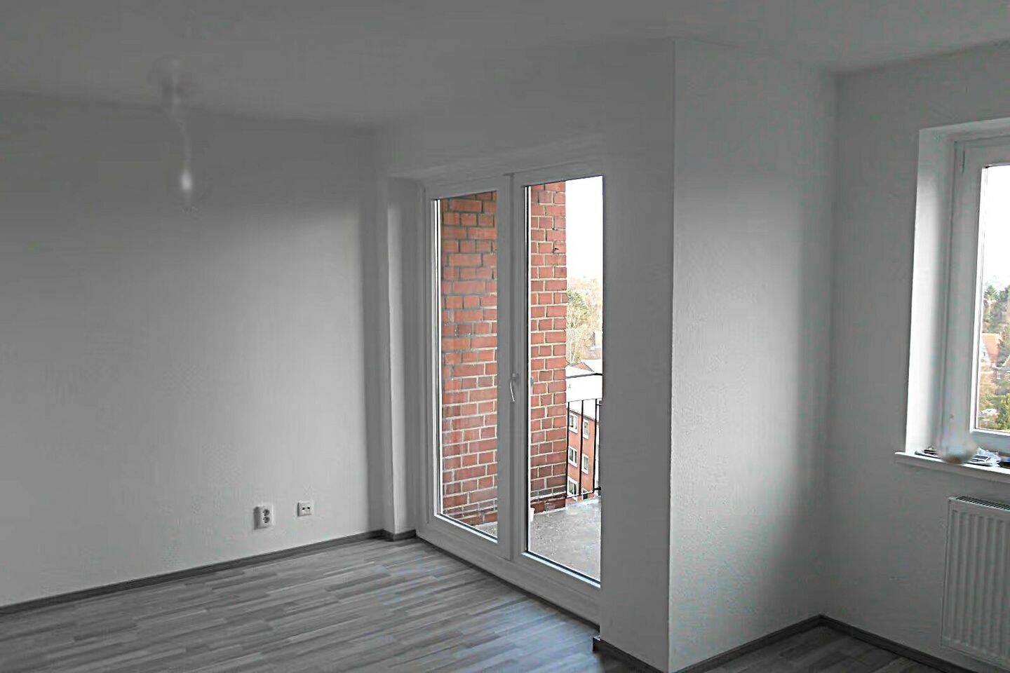 Attraktive 1,5 Zimmer-ETW mit herrlichem Weitblick in guter Lage von HH-Niendorf, 22455 Hamburg (Eimsbüttel Niendorf Schnelsen)