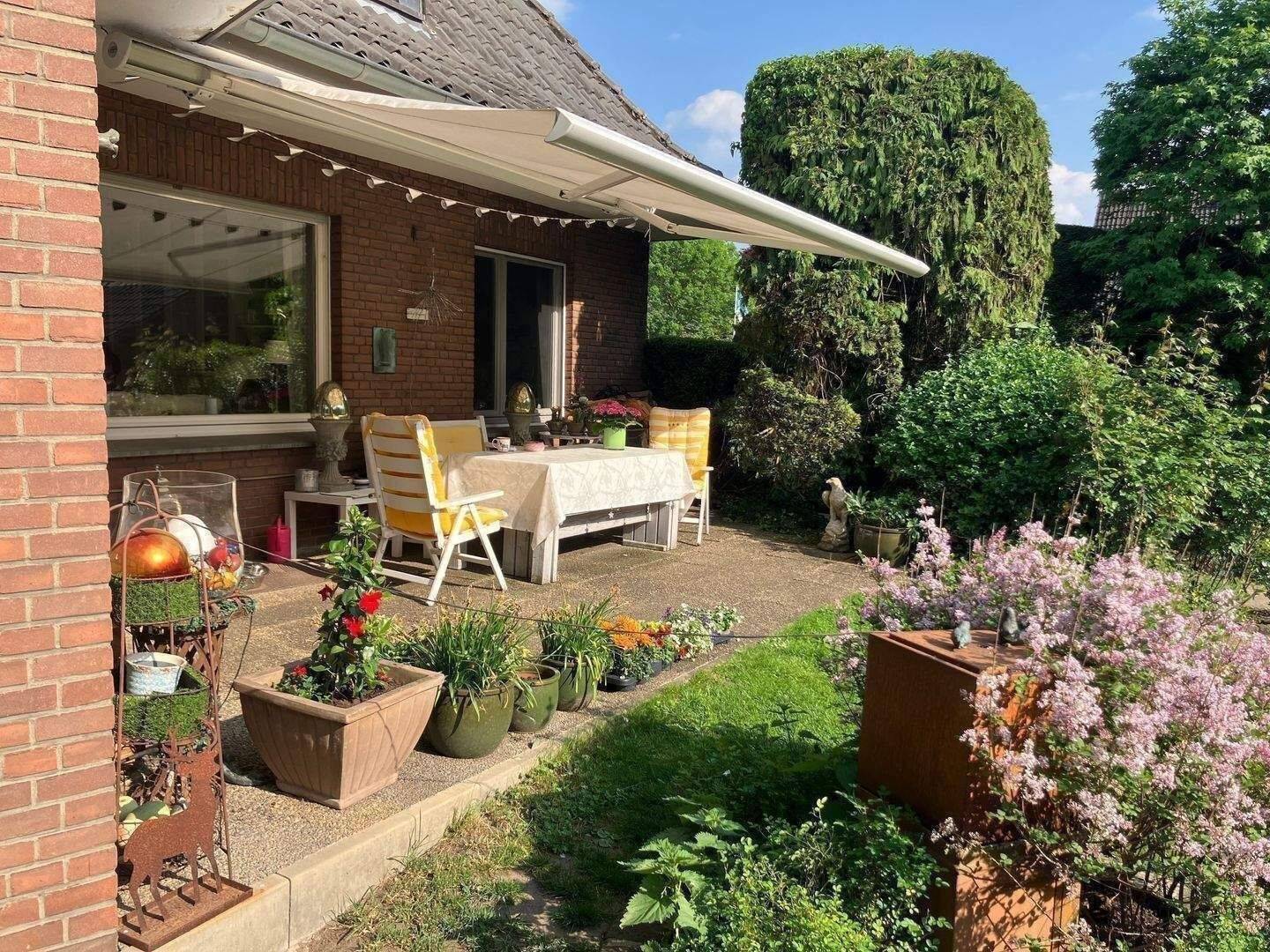 Ahlen Innenstadt: Gepflegtes Einfamilienhaus mit Garten in ruhiger Wohnlage, 59227 Ahlen