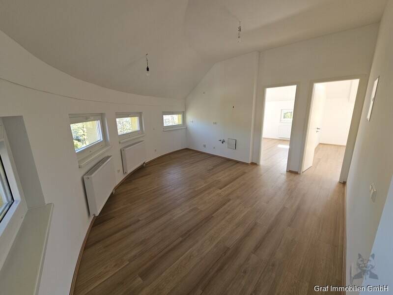 Sanierte Hochwertige großzügige 2-3 -Zimmer-Wohnung mit Aufzug in Fredersdorf-Vogelsdorf, 15370 Fredersdorf-Vogelsdorf