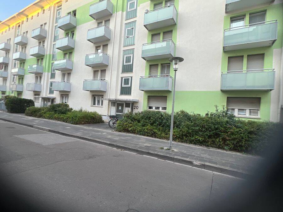 Provisionsfrei* LU -Süd 2 ZKB Luxus-modern kernsaniert Nähe Parkinsel im sanierten Mehrfamilienhaus, 67061 Ludwigshafen am Rhein (Mitte Süd)