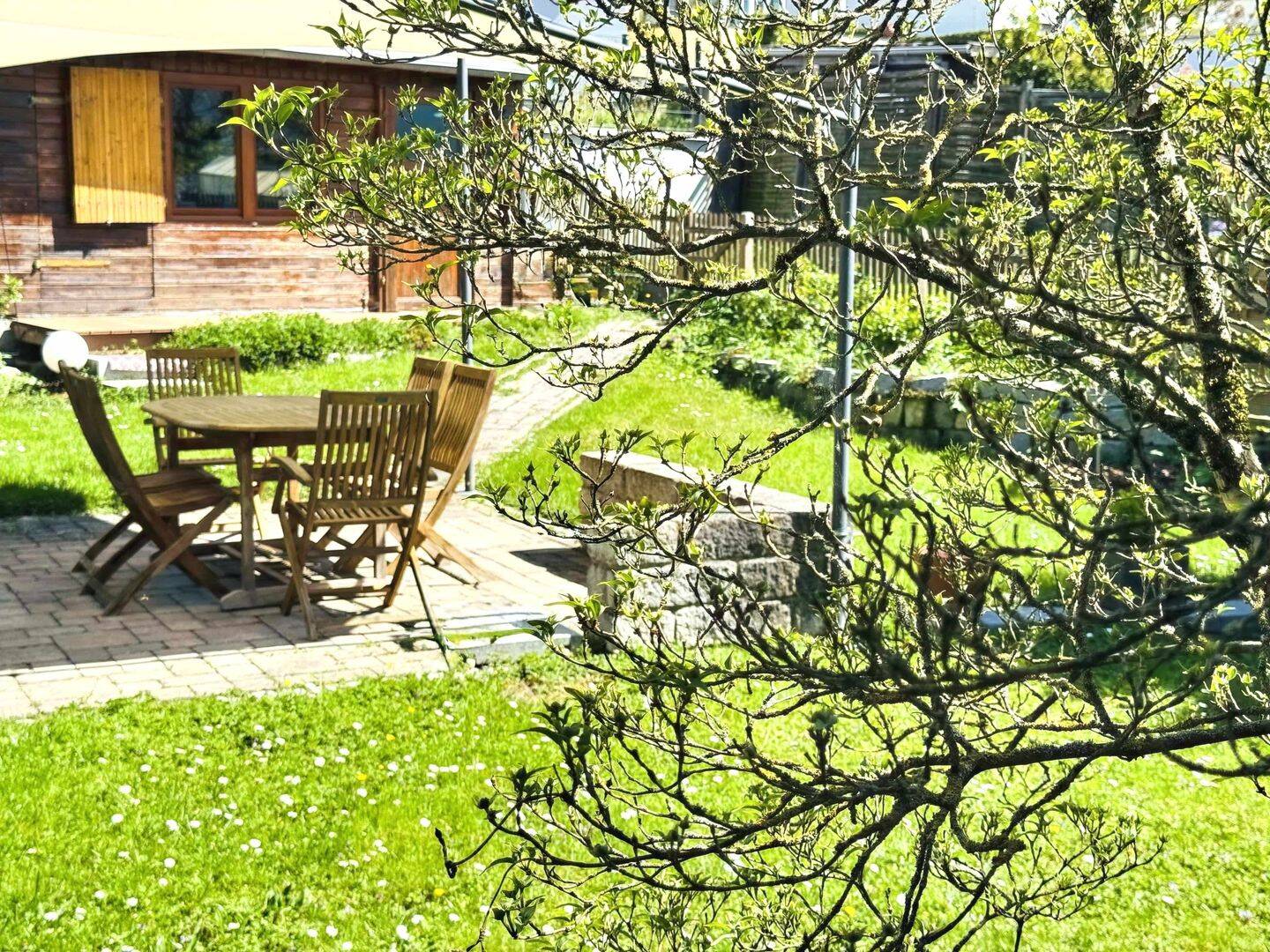 Wohnung mit vielen Nutzungskonzepten, schönen Balkonen und großem Garten, 65207 Wiesbaden