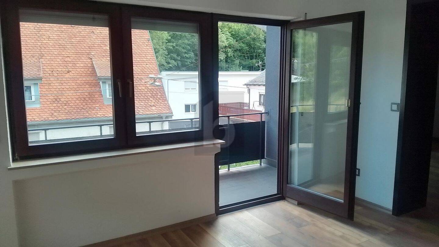MODERN, SANIERT MIT GARTEN FÜR GR. FAMILIE, 72461 Albstadt