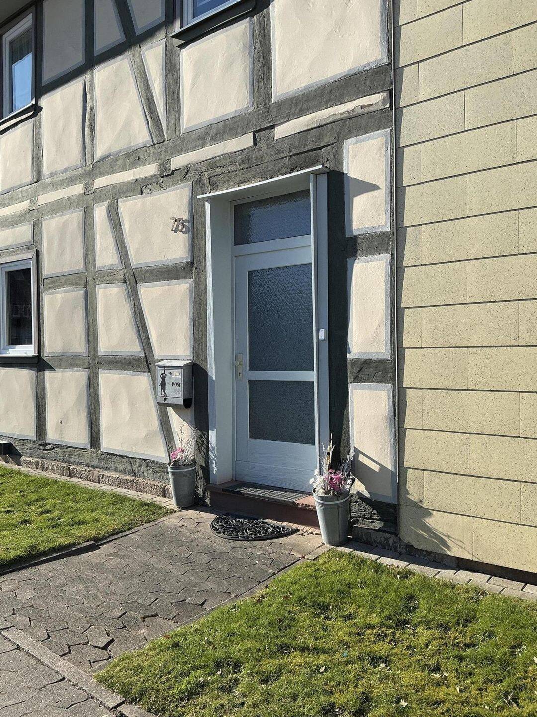 Charmantes & gepflegtes Fachwerk-Einfamilienhaus mit Garten in Hann. Münden (OT Gimte), 34346 Hann. Münden