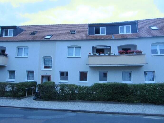 schöne 2-Raum-Single – Wohnung im DG mit offenem Wohn-Küchenbereich in Dessau – Ziebigk, 6846 Dessau-Roßlau
