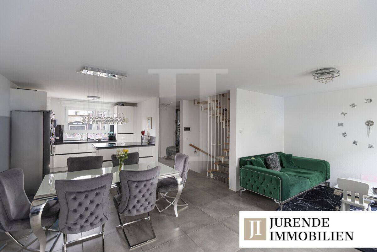 Ideal für Familien: Neuwertiges Reihenmittelhaus in Ötisheim, 75443 Ötisheim