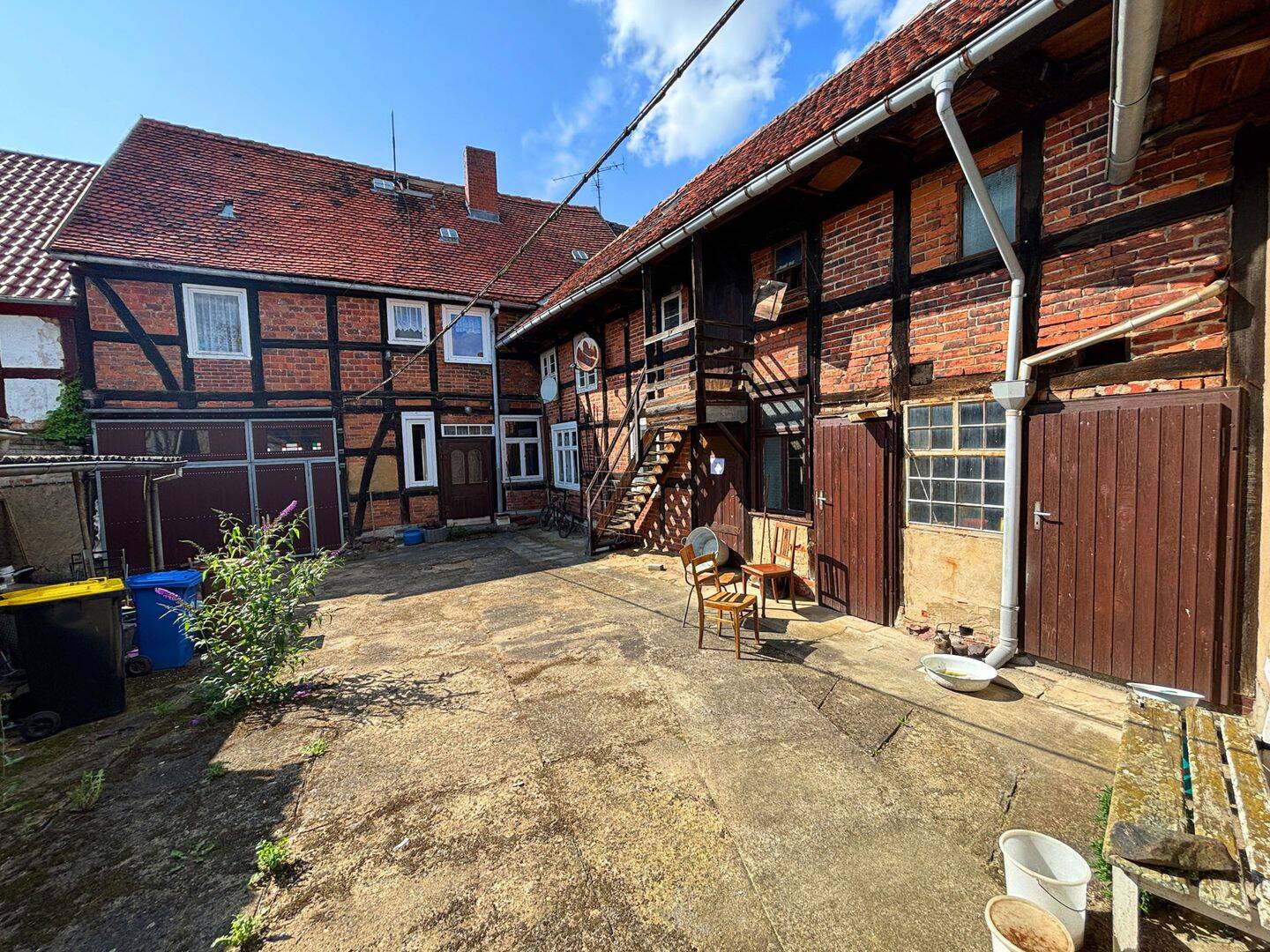 Fachwerk trifft Geschichte – Wohnen & Wirken in Arneburgs historischem Ortskern, 39596 Arneburg