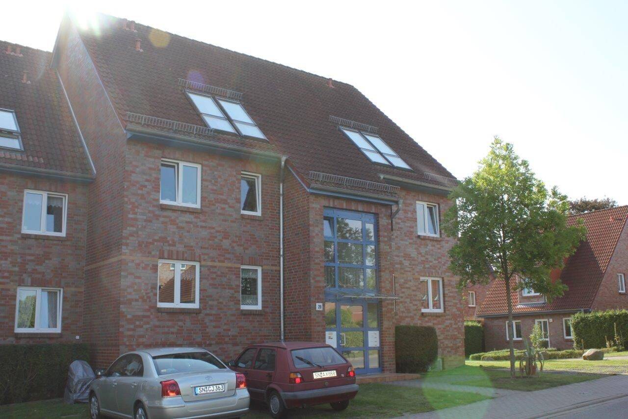 Attraktive 2 Zimmer-Wohnung mit Terrasse und Stellplatz in ruhiger Lage!, 19057 Schwerin