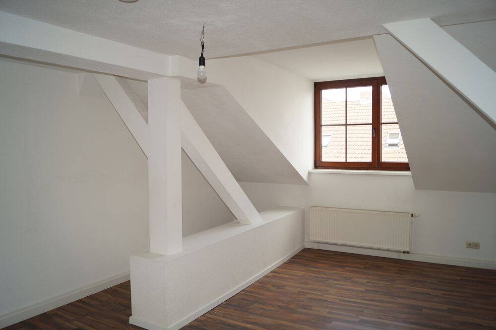 Attraktive Dachgeschosswohnung mit fabelhaftem Ausblick!, 15232 Frankfurt (Oder) (Frankfurt)