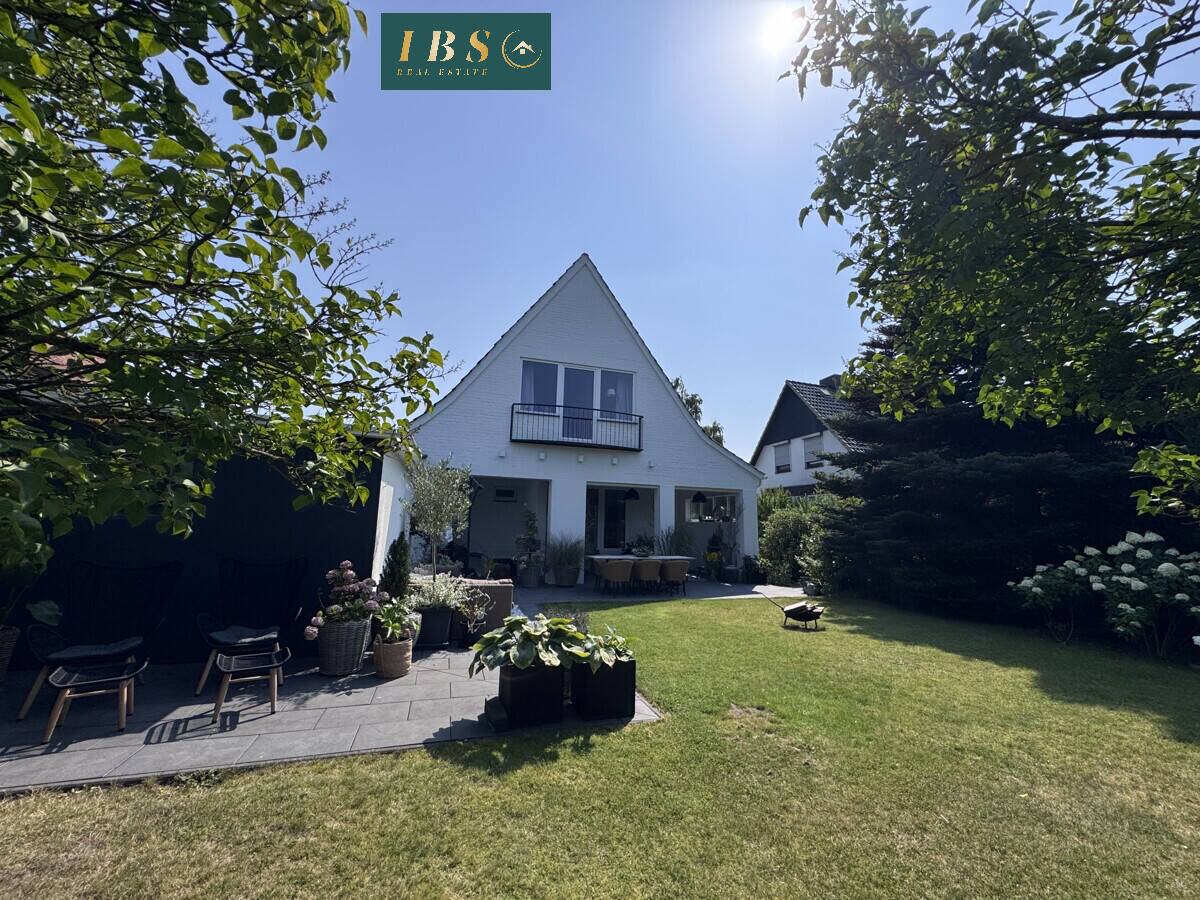 Modernisiertes Einfamilienhaus mit Traum-Ausblick und großem Grundstück, 29525 Uelzen