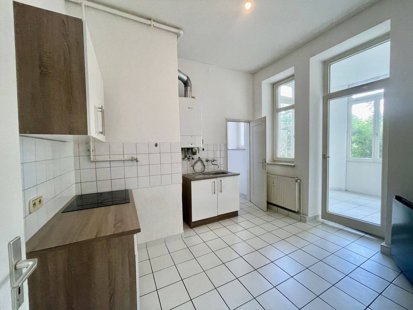 Altbauwohnung mit verglaster Sonnenloggia – Wohnen im Herzen von S-West, 70197 Stuttgart (West)