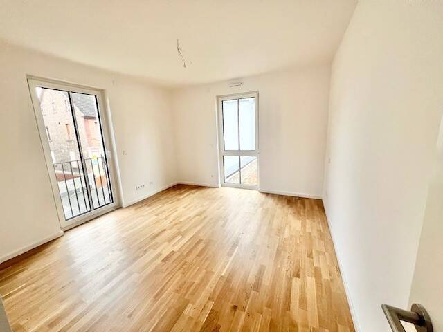 Hermann Immobilien:  Wunderschöne moderne Wohnung im Herzen von Lämmerspiel! WE 01.01.01, 63165 Mühlheim am Main