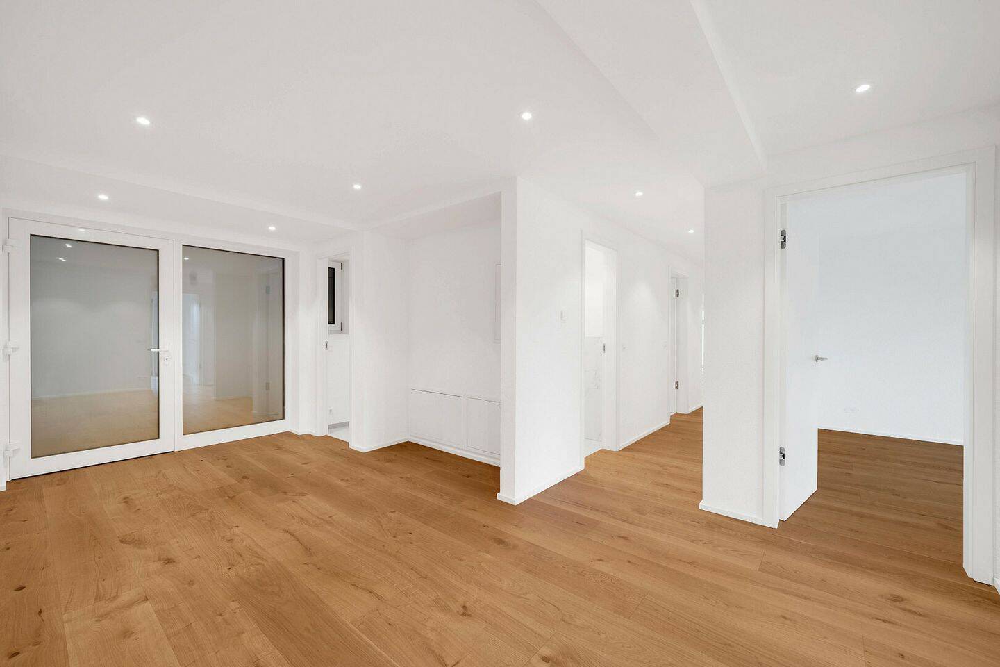 Provisionsfrei: 196 m² Erdgeschosswohnung mit Garten, großer Terrasse und A+ Energieeffizienz., 79183 Waldkirch