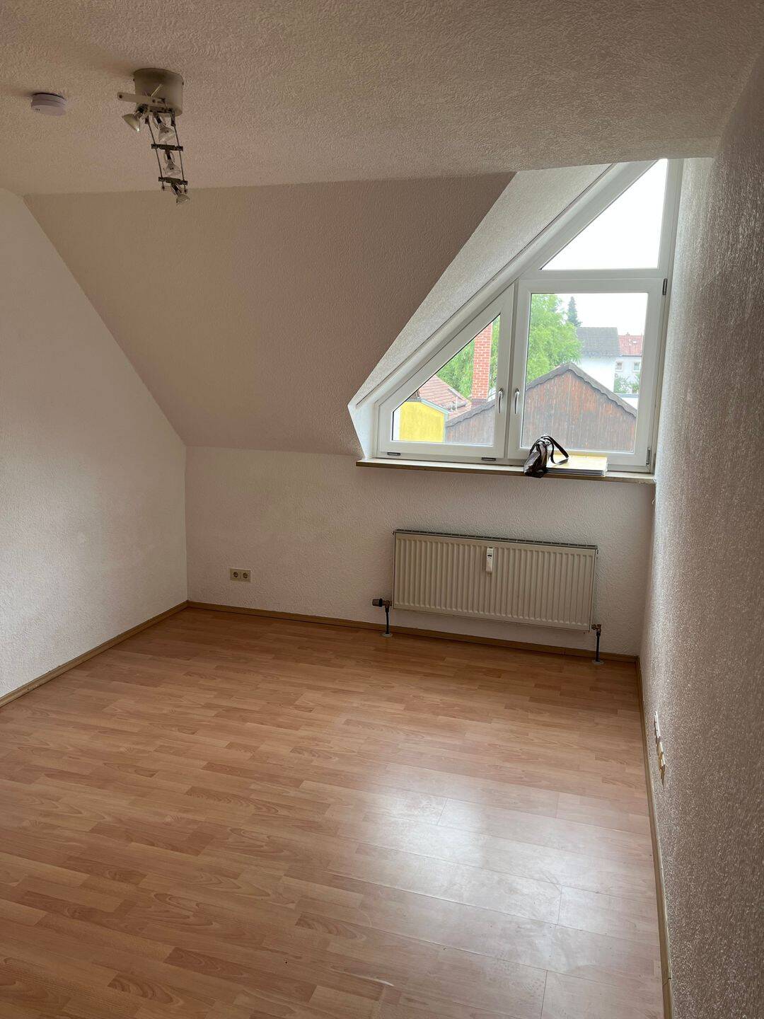 Studentenapartment in Uninähe, Heimbergstraße 1, 93053 Regensburg (Galgenberg Kasernenviertel Kumpfmühl-Ziegetsdorf-Neuprüll Oberisling-Graß)