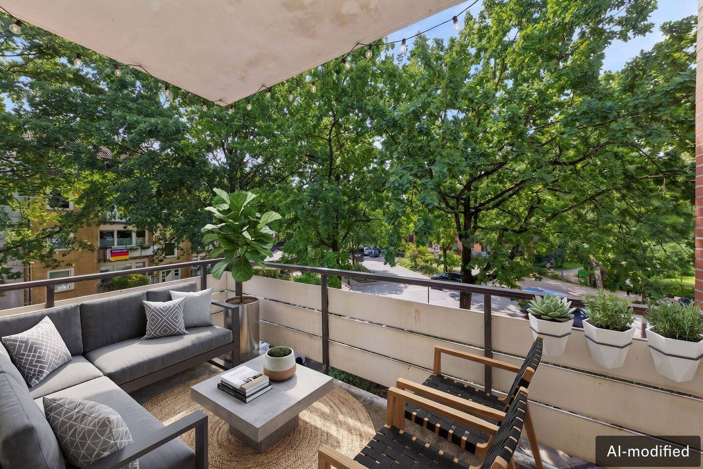Sonnige 2-Zimmer-Wohnung mit Südbalkon & Tiefgarage in Lokstedt, 22529 Hamburg (Hamburg-Nord)