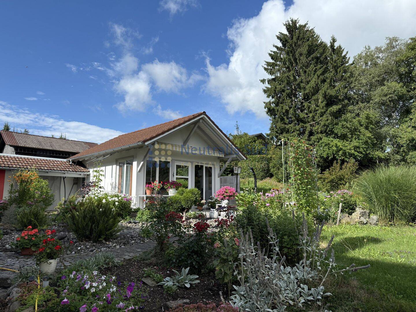 Ihr Mehrgenerationen-Ensemble in Wolfegg, Landkreis Ravensburg, mit Top-Grundstück Bebauung, 88364 Wolfegg