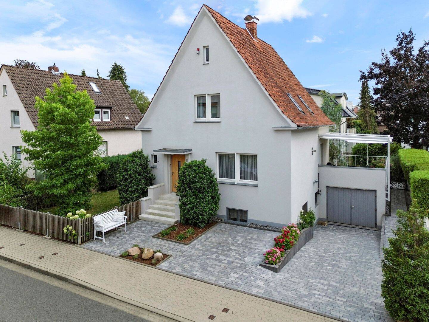 Stilvoll wohnen in besonderer Lage, 32105 Bad Salzuflen