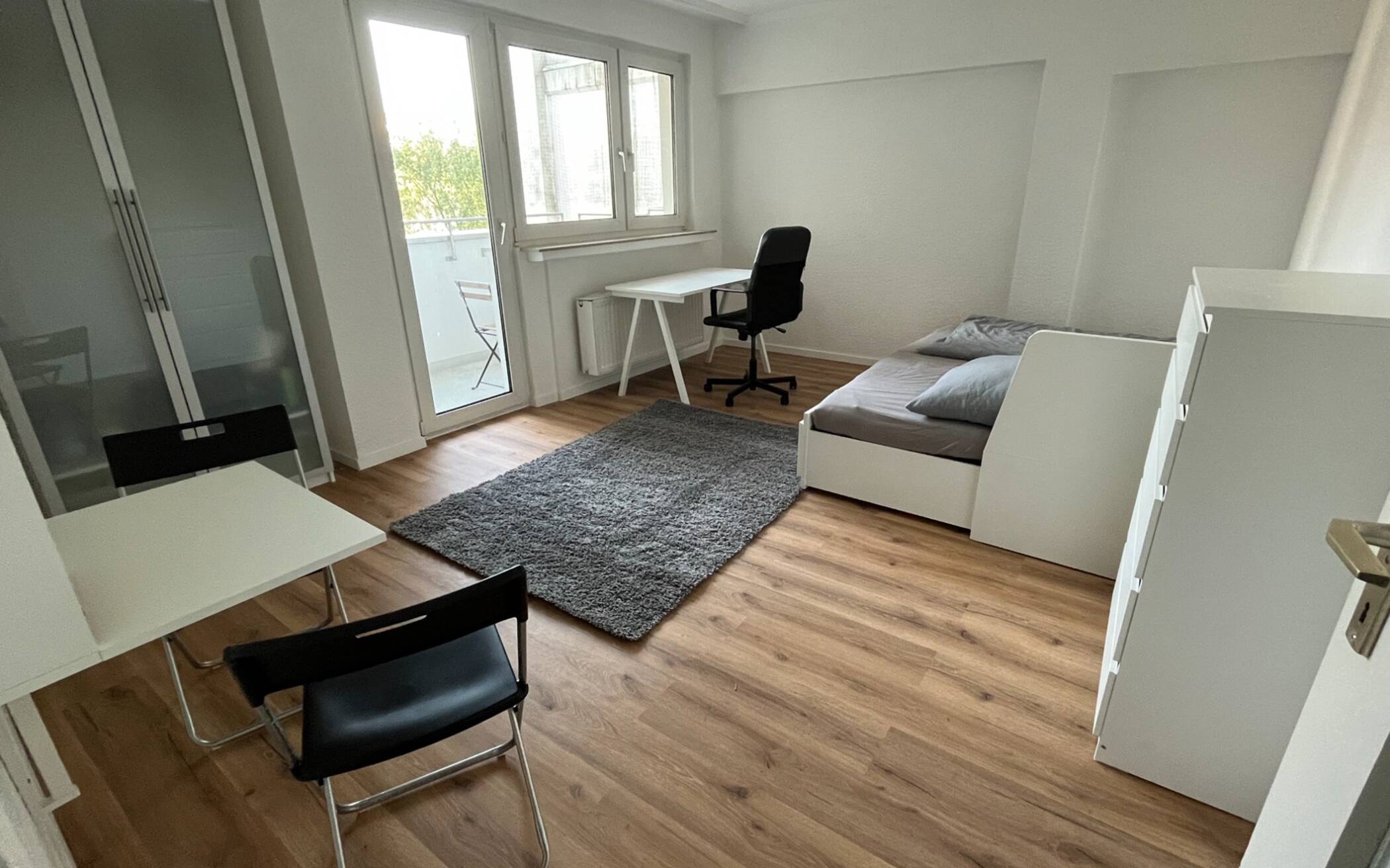 Möblierte Wohnung Düsseldorf für Wohnen auf Zeit, 40227 Düsseldorf (Eller Oberbilk)