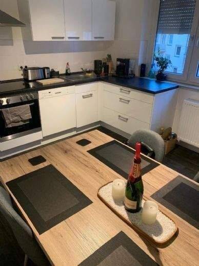 WG-geeignete 2 ZW, 14 m² große Küche und EBK und AR, 90443 Nürnberg