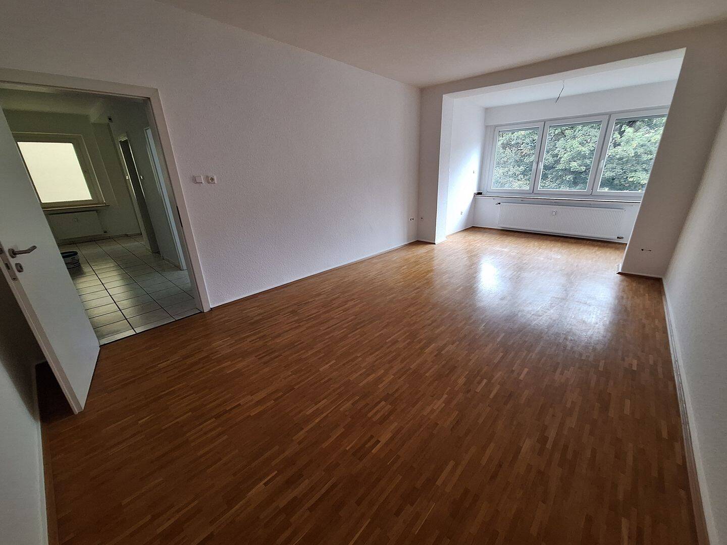105 m² | 3,5-Zimmer-Nichtraucherwohnung mit Balkon in ruhiger Lage des Kaiserviertels, 44135 Dortmund (Mitte)