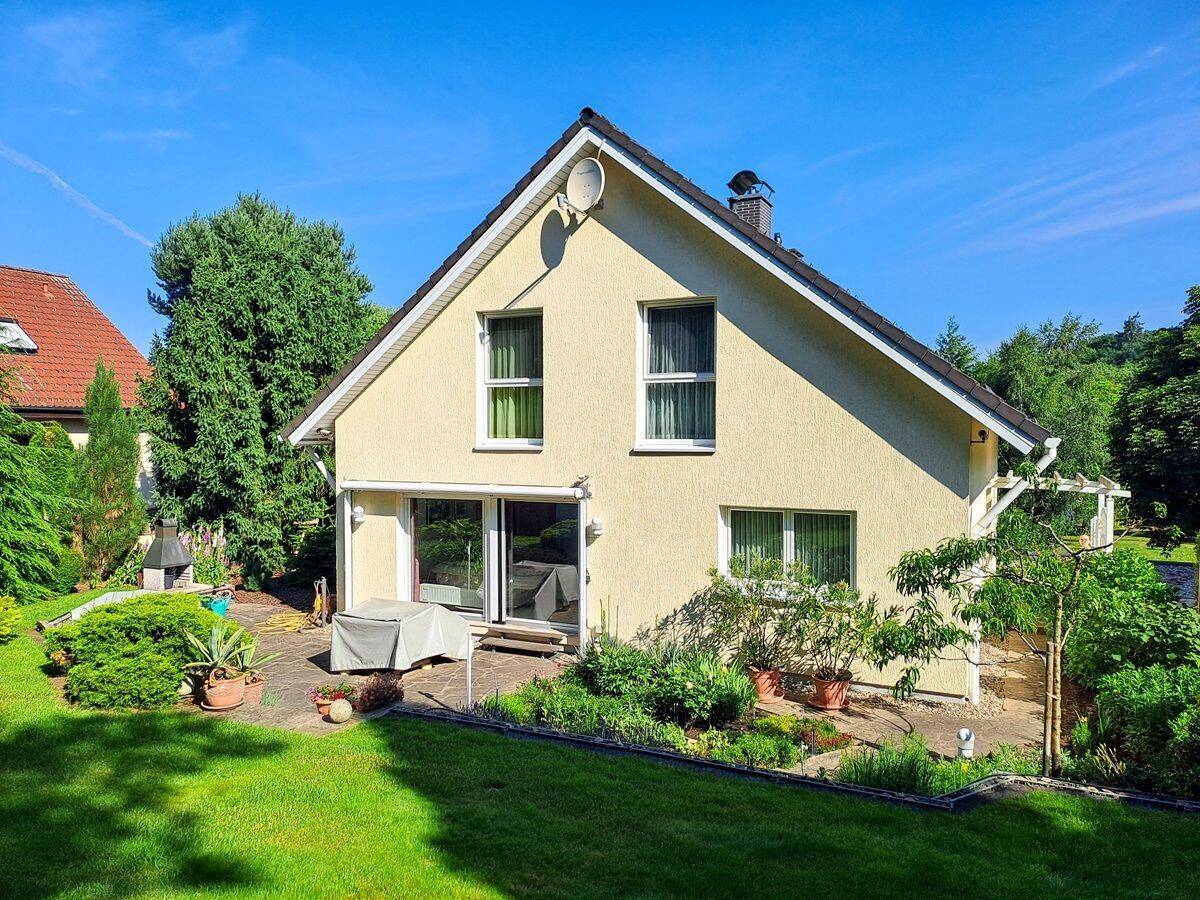 *Top Immobilie in Weinböhla-Oberdorf* *EBK*5 Zi.*Kamin*Sauna* Vollkeller*Garage*provisionsfrei*, 1689 Weinböhla