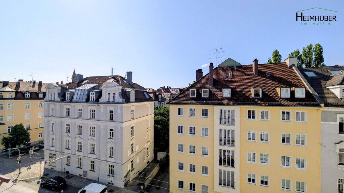 Denkmalgeschützte – in 2 Wohnungen aufgeteilte Wohnung -Selbst wohnen und nebenan vermieten., 80803 München (Schwabing-Freimann Schwabing-West)
