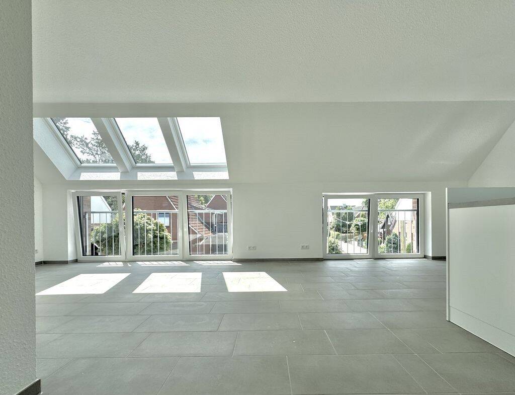 Erstbezug – Dachgeschosswohnung zur Warmmiete in Uelsen, 49843 Uelsen