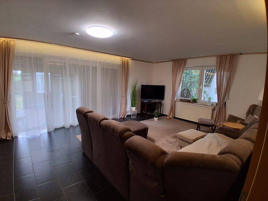 Nachmieter gesucht – Großzügige 5-Zimmer-Erdgeschosswohnung mit Garten und überdachter Terrasse, 49419 Wagenfeld