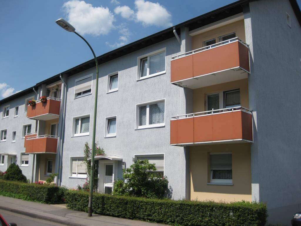 DREI-ZIMMER-DACHGESCHOSSWOHNUNG MIT BALKON IN GEVELNDORF, 58507 Lüdenscheid