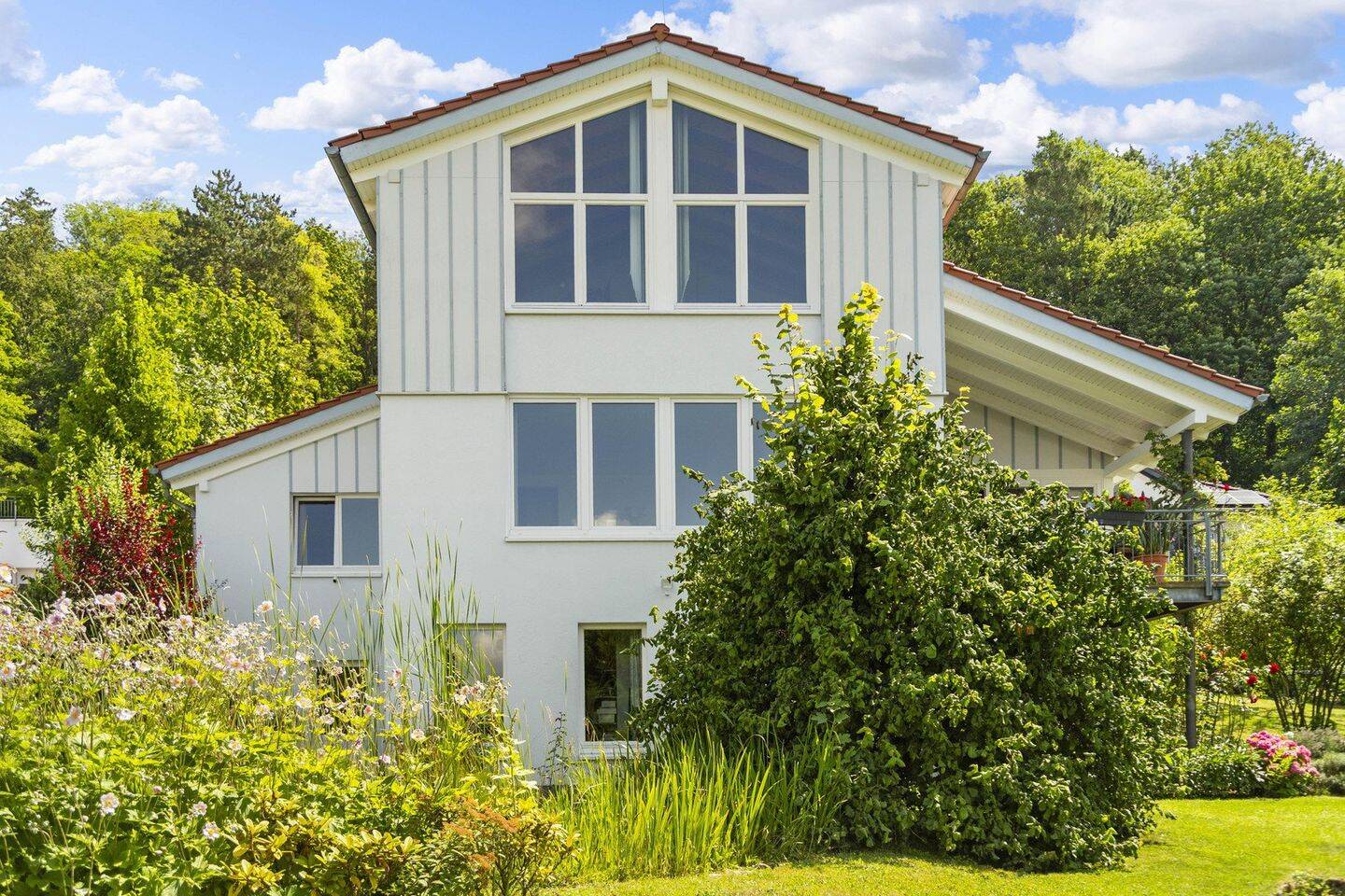 Architektenhaus mit traumhaftem Ausblick über Northeim und das Leinetal zu verkaufen, 37154 Northeim