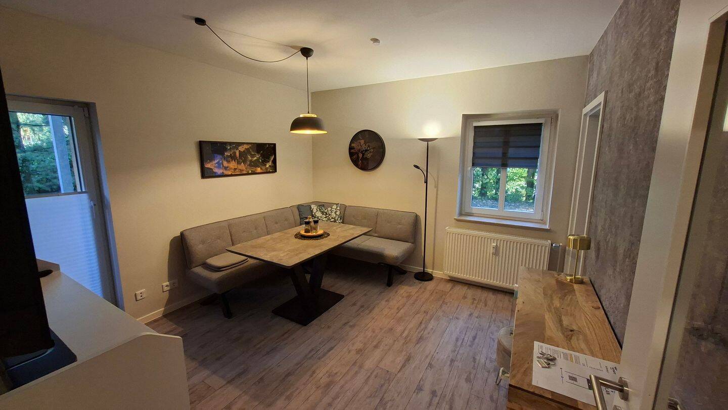 Wohnen auf Zeit – Möbliertes Apartment, Balkon, 4416 Markkleeberg