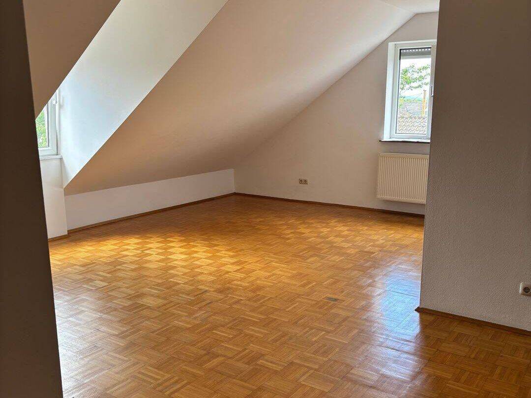 3-Zimmer-Wohnung mit Balkon und Einbauküche in Wettstetten, 85139 Wettstetten