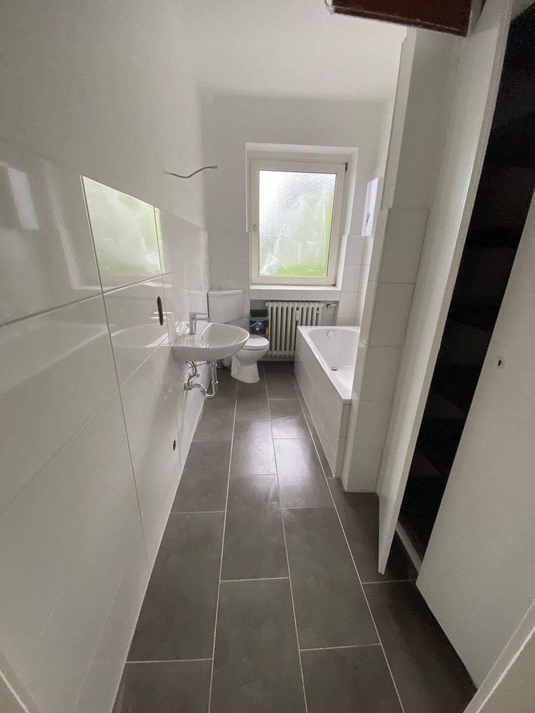 Frisch sanierte 2-Zimmer-Wohnung in guter Lage!, 45701 Herten