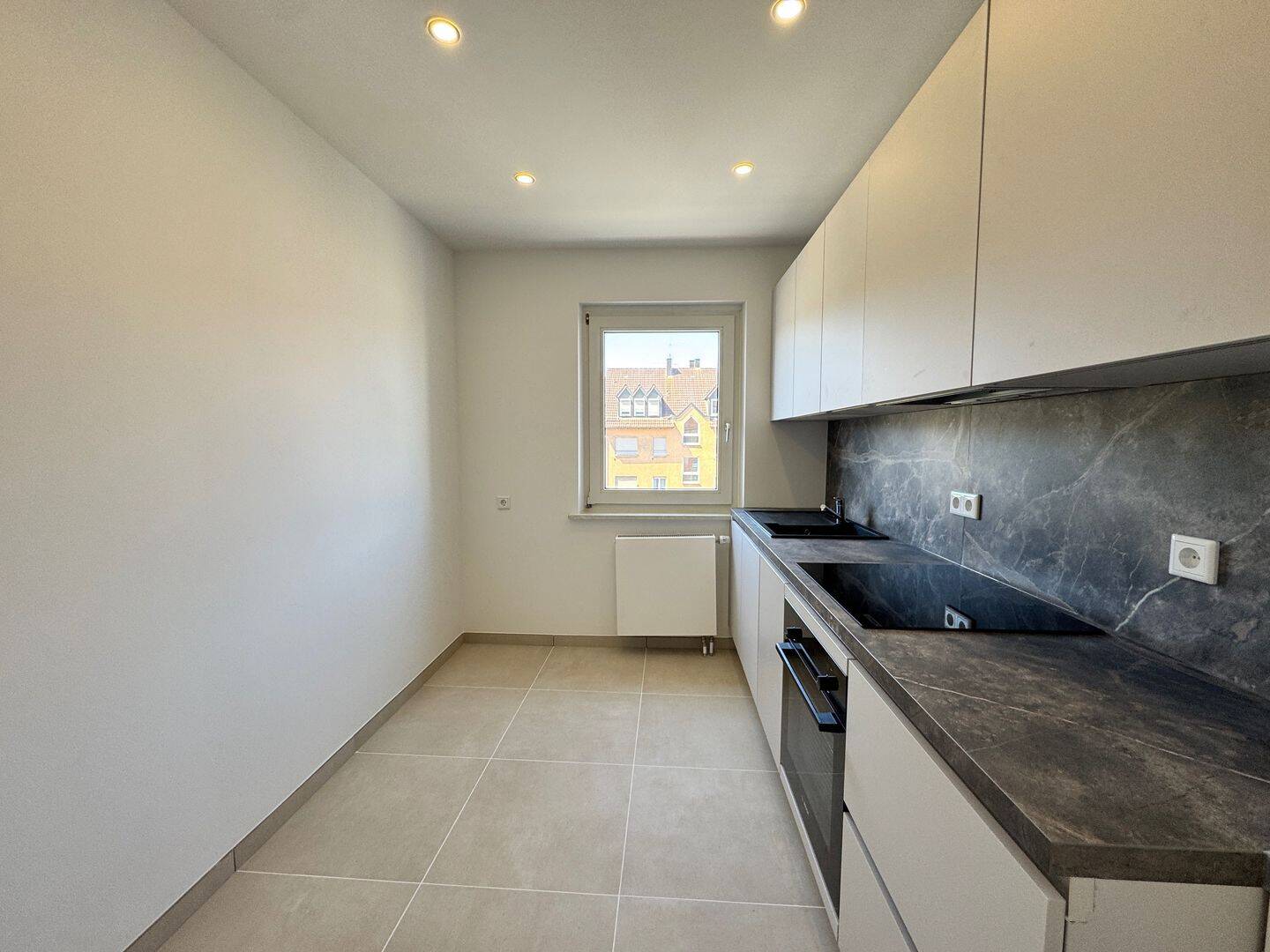 Sanierte 2-Zimmer Wohnung sucht neuen Mieter!, 90489 Nürnberg (Gärten bei Wöhrd Rennweg Veilhof Wöhrd)
