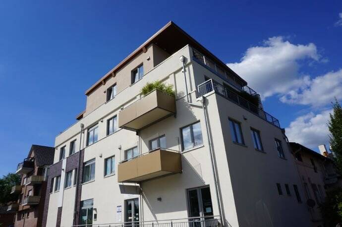 Penthouse -Wohnung mit 30m2 Dachterrasse und 10 m2 Wintergarten!, 22941 Bargteheide