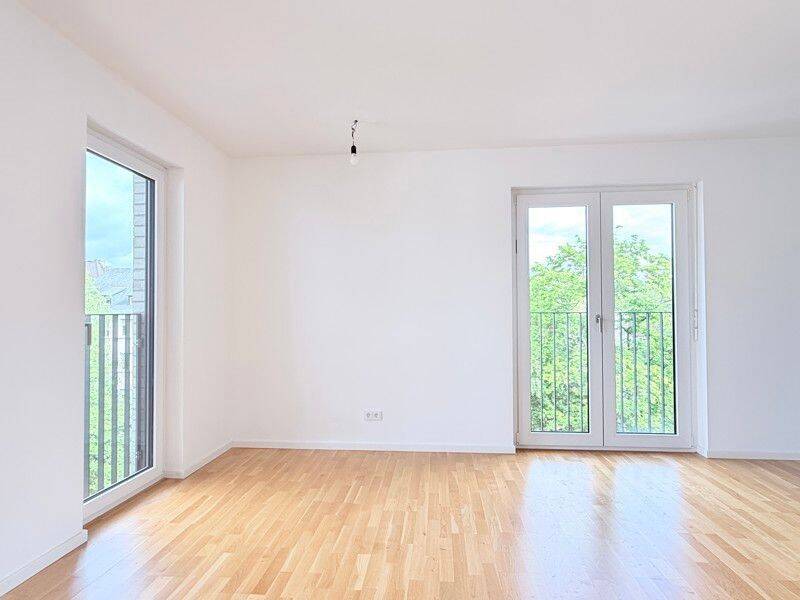 Modernes Wohnen: 2-Zi.-Wohnung mit Markenküche und Balkon, 65203 Wiesbaden (Biebrich Mainz-Amöneburg Schierstein)