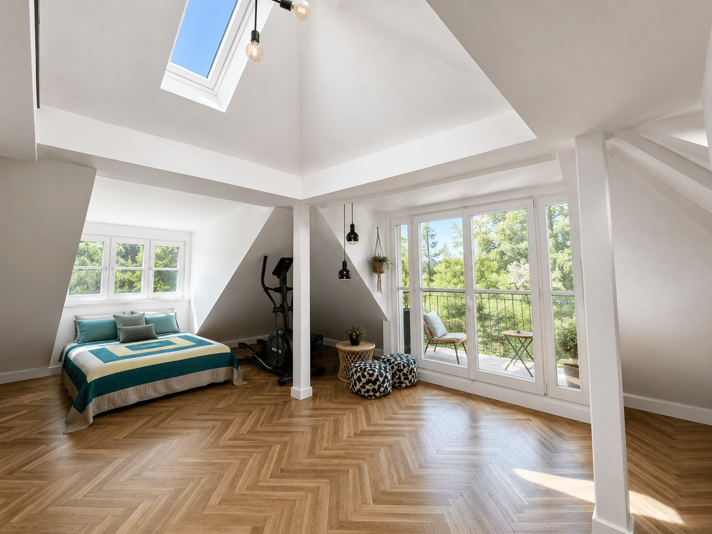 EXKLUSIVER DESIGNER-ALTBAU mit Galerie-Dach + Potential für 200 qm Wfl- 550 qm Ziergarten am Park