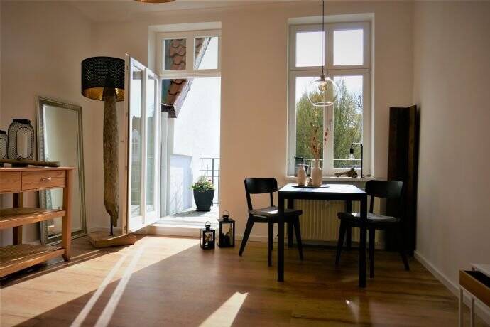 N E U E – Natürlichkeit ! Schöne, helle Wohnung Holz-Lehm- KÜCHE – BAD N E U – SÜDBALKON-3Min. zur Musikhochschule – Keine Haustiere – möbliert, 32756 Detmold