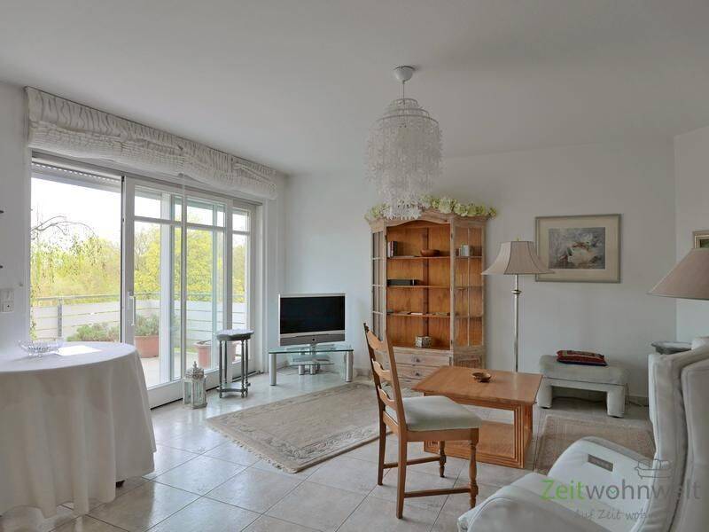 (EF0981_M) Kassel-Stadt: Bad Wilhelmshöhe, helle möblierte 2-Zimmer-Wohnung mit Balkon, WLAN und großer Einzelgarage, 34131 Kassel (Bad Wilhelmshöhe Brasselsberg Kirchditmold)