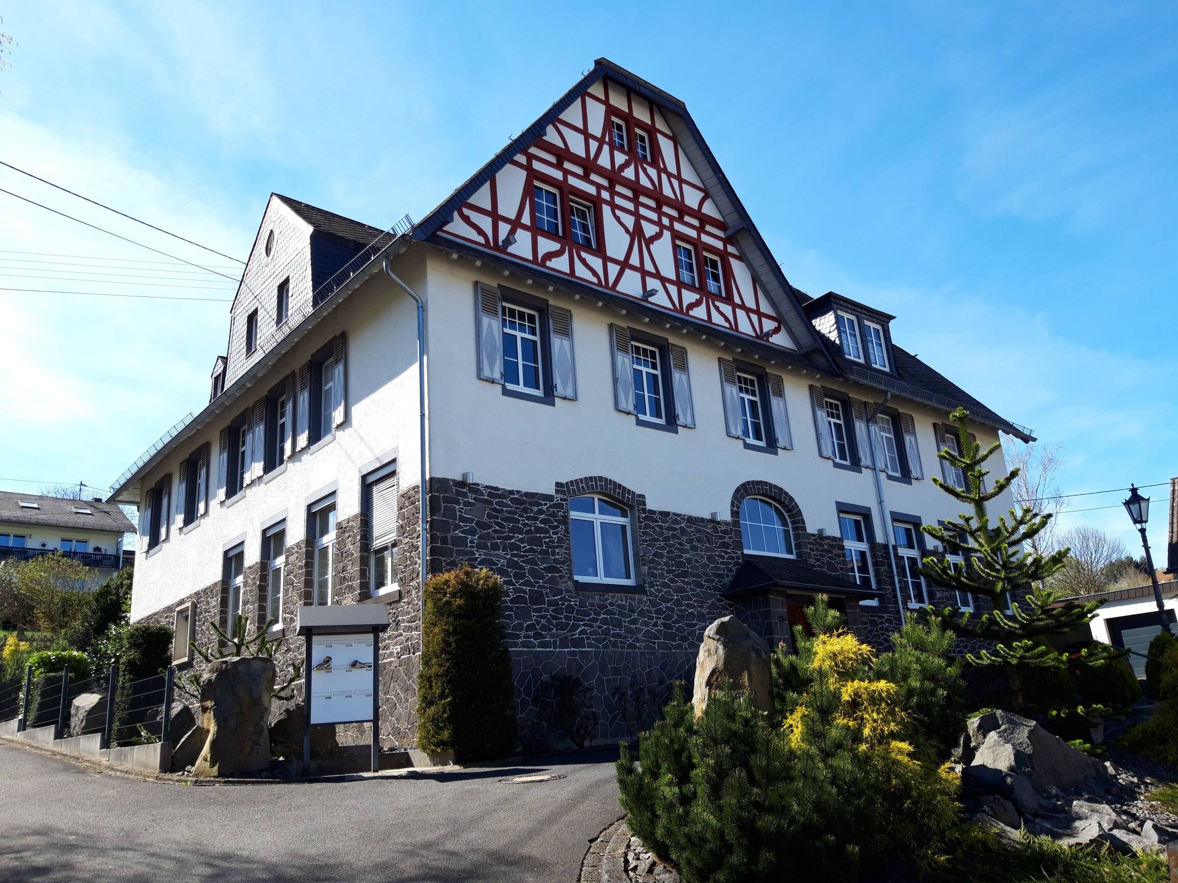 Exklusive Maisonette-Wohnung im Herzen von Ulmen, 56766 Ulmen
